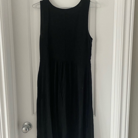 Old navy maternity/nursing dress size small - Picture 2 of 3